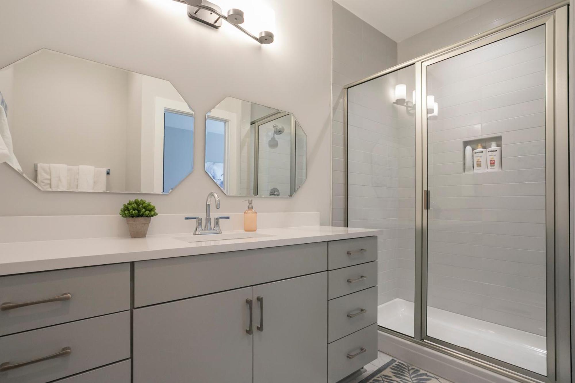 Luxury Townhome Skyline Views Mins To Dt Nashville Exterior foto